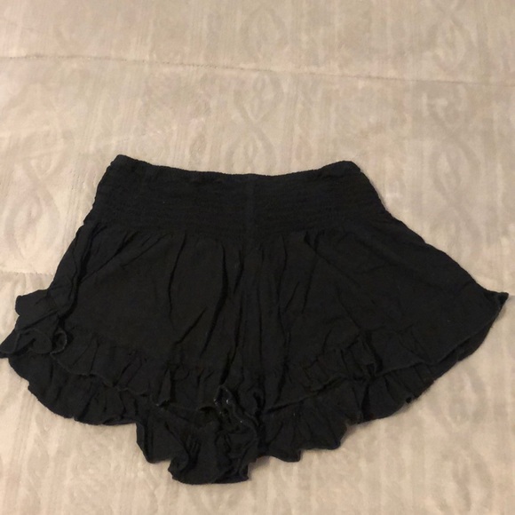 Xs Black Hollister Flowy Shorts 